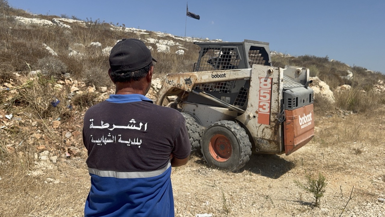أعمال تنظيف الشارع العام وأحياء الشهابية